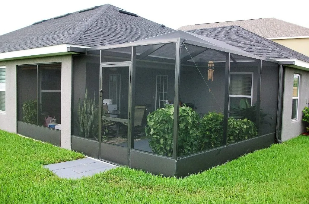 Top Reasons to Consider a Lanai Screen Enclosure for Your Porch